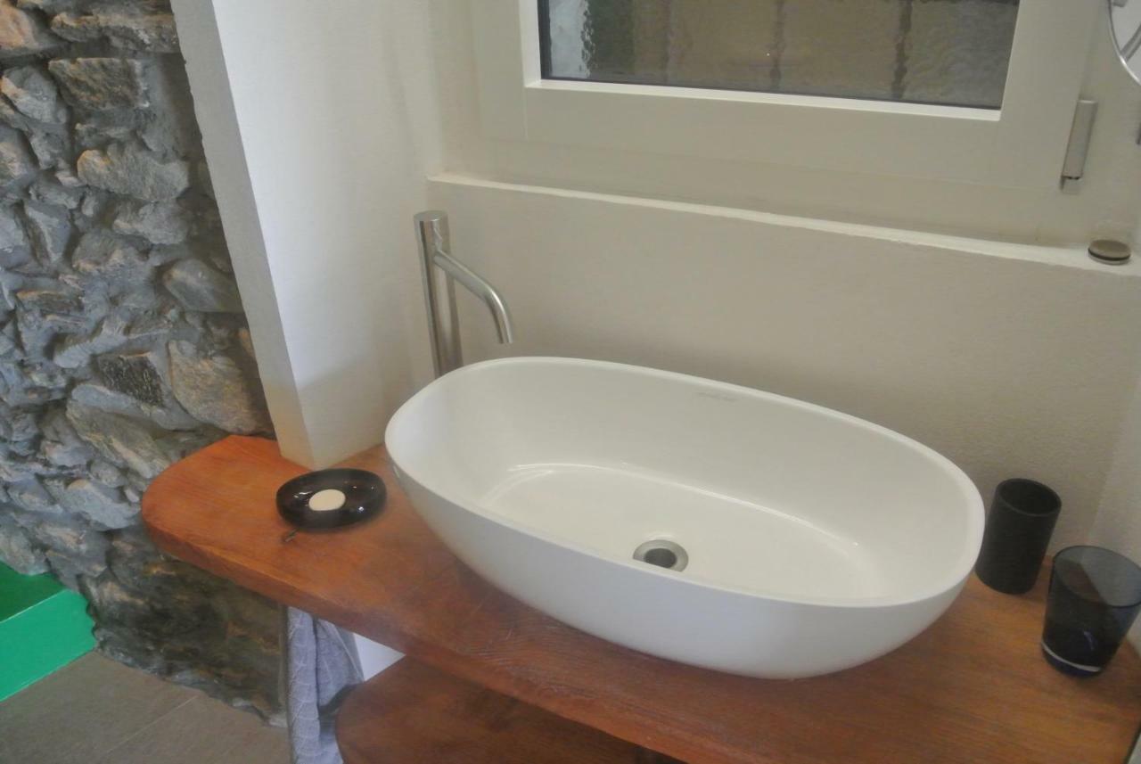 A Ca Balade In Design Apartment Miglieglia ภายนอก รูปภาพ